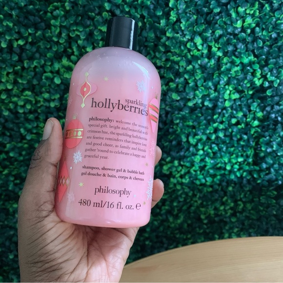 Philosophy Sparkling Hollyberries shampoo, shower gel & bubble bath - Picture 2 of 3